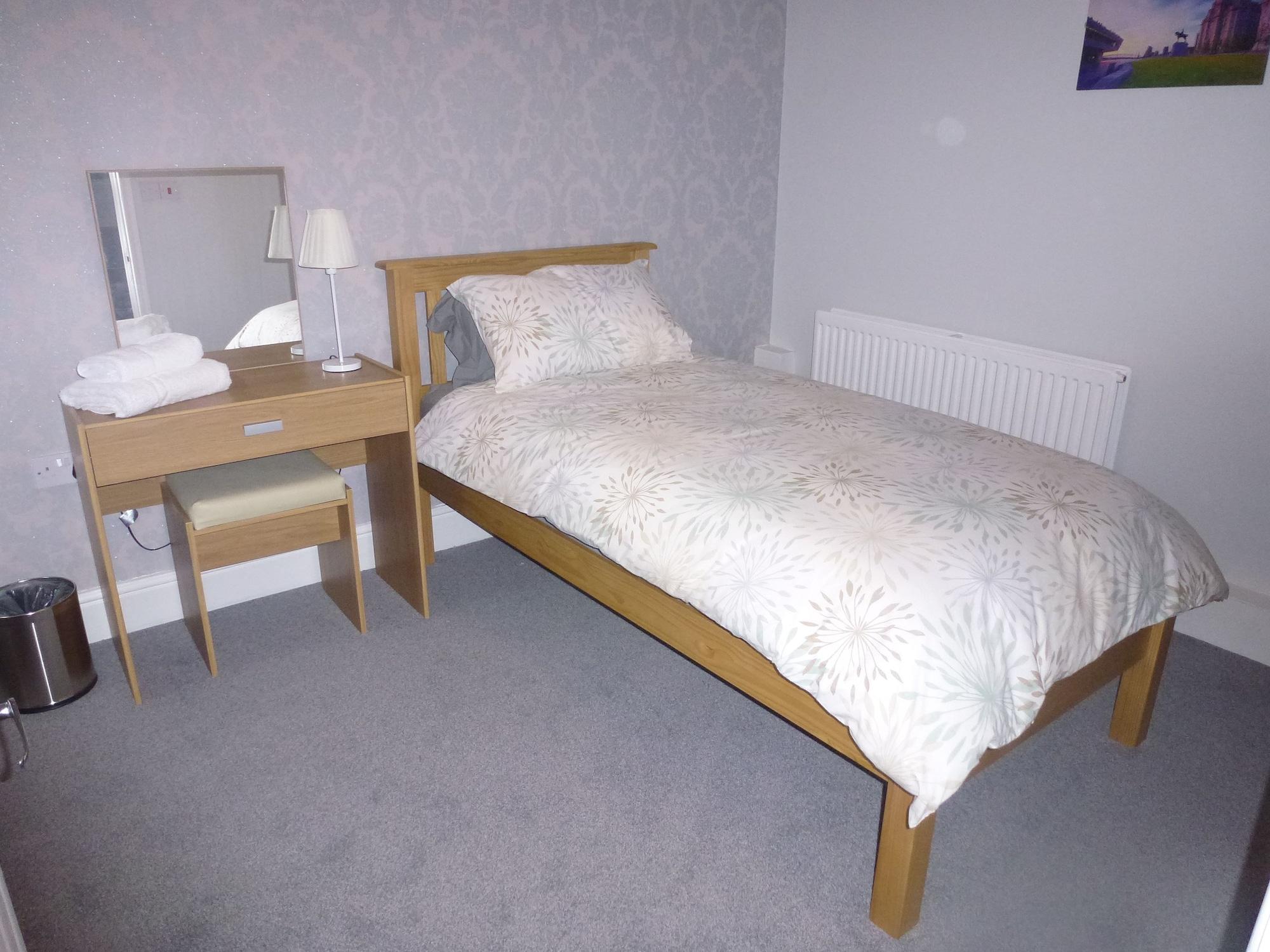 Orrell Park Hotel Ливърпул Екстериор снимка
